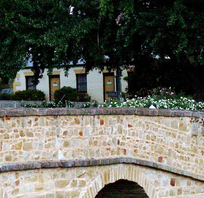 Bridge Cottages Sargeants & Armoury Cottages 1823 - History & Charm Richmond Zewnętrze zdjęcie